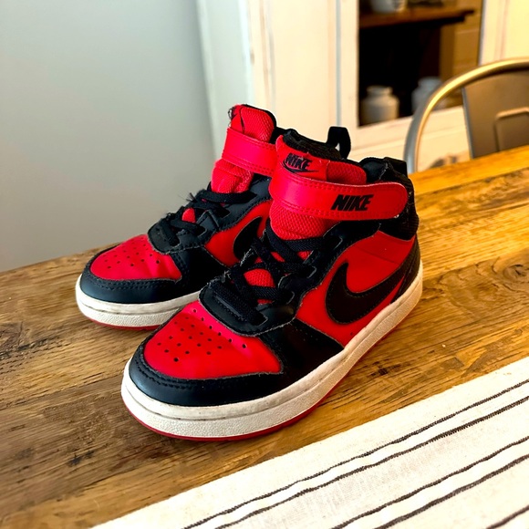 BOYS' NIKE LITTLE KID COURT BOROUGH MID 2 SNEAKERS - Picture 3 of 4